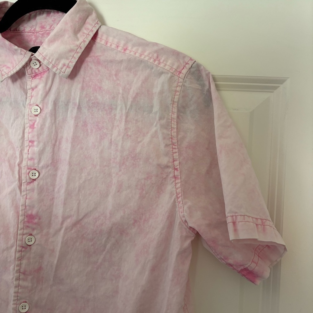 Original Use Men's Pink Short Sleeve Button Down Shirt - Picture 3 of 11
